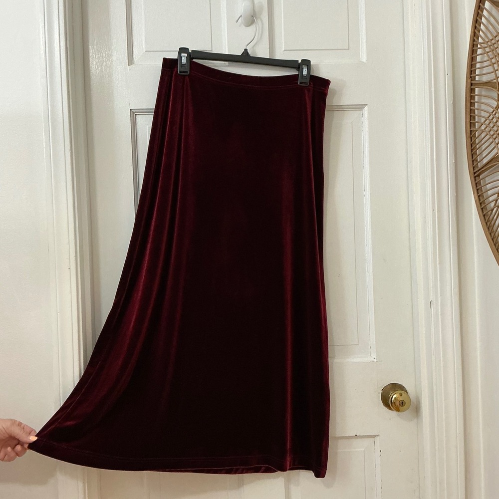 Hillard & Hanson Burgundy Velvet Maxi Skirt M Holidays Dark Academia Evening VTG